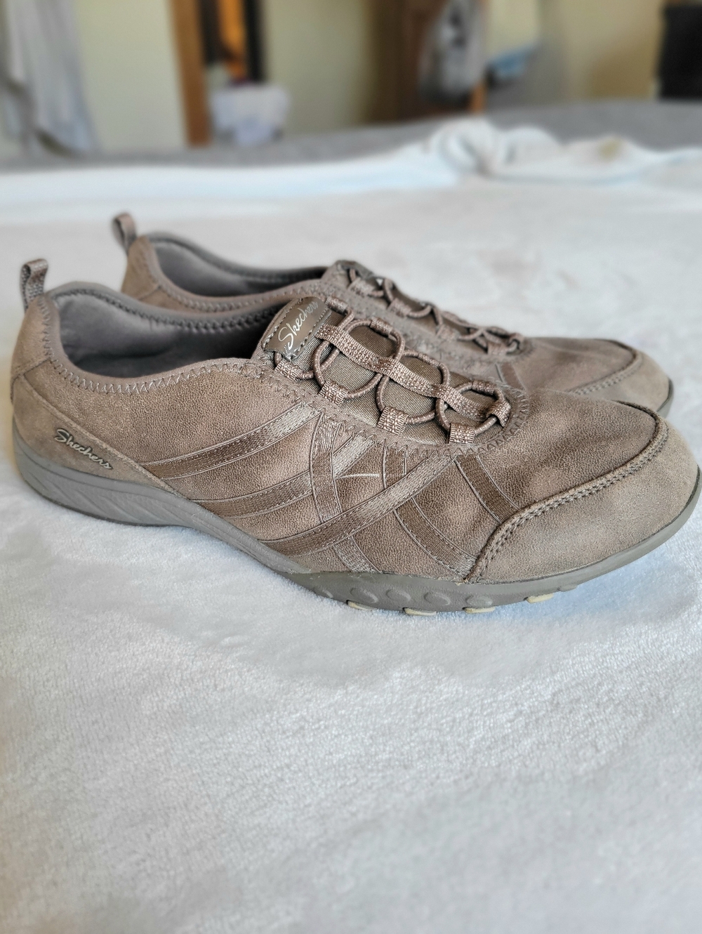 Skechers 23857 Taupe Relaxed Fit Air Cooled Memory Foam Slip On Women Size 10